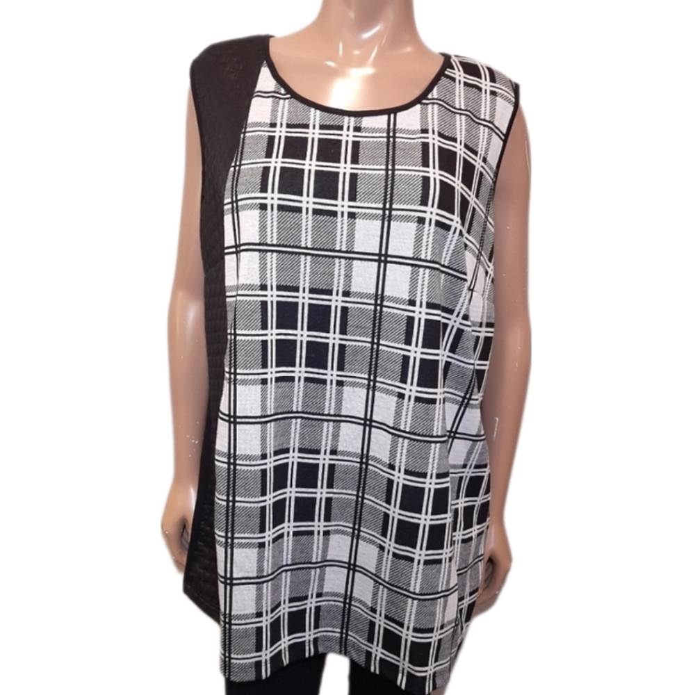 PENNINGTONS Plaid Quilted Sleeveless Top Mixed Media Stretch Knit Keyhole
